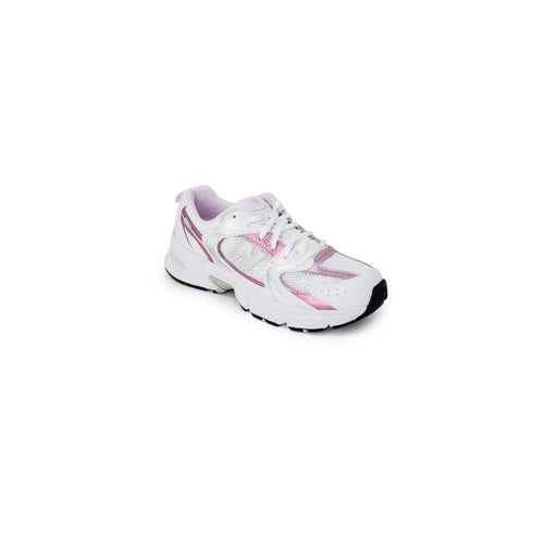 New Balance Baskets roses synthétiques pour femme avec empiècements en mesh blanc et rose, col rembourré et semelle en caoutchouc noir