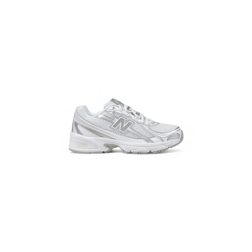 New balance women white faux leather sport sneakers with white and silver mesh upper and rubber sole for running