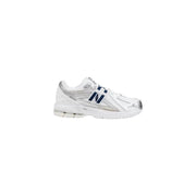 New Balance women’s white synthetic running sneakers with silver accents