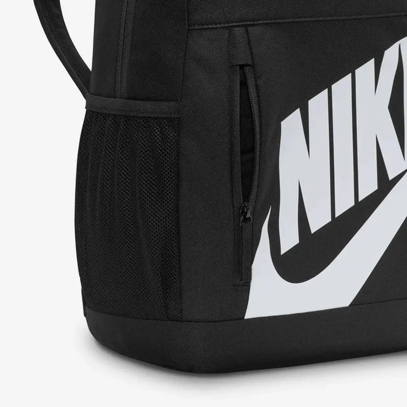 Nike Sac à dos noir pour homme avec logo Swoosh blanc et poche latérale en filet, vue de face
