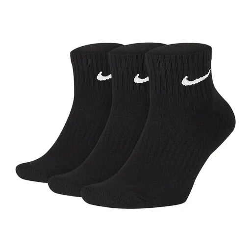 Lot de trois noirs Nike chaussettes basses présentées avec Nike Sous-vêtements blancs toutes saisons pour hommes