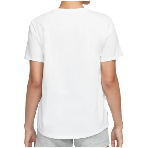 Nike women all season white cotton short sleeve t-shirt with crew neck for casual and active wear