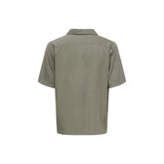 Chemise boutonnée à manches courtes vert olive avec col classique et design minimaliste par Only & Sons chemise homme