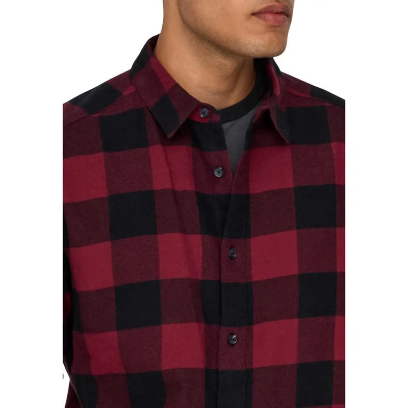Only & Sons Chemise homme en flanelle à carreaux rouges et noirs avec col boutonné pour une tenue décontractée