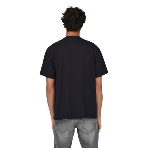 T-shirt noir à manches courtes et col rond en coton t-shirt pour hommes par Only Sons idéaux pour les tenues décontractées