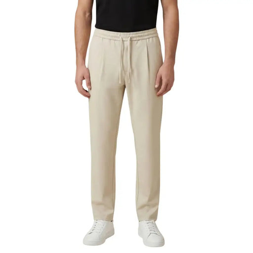 Pantalon plissé beige pour homme par Only & Sons avec ceinture élastique et cordon de serrage pour un confort optimal