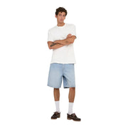 Only Short Sons Fade pour homme en denim délavé clair avec poches avant, porté par un mannequin