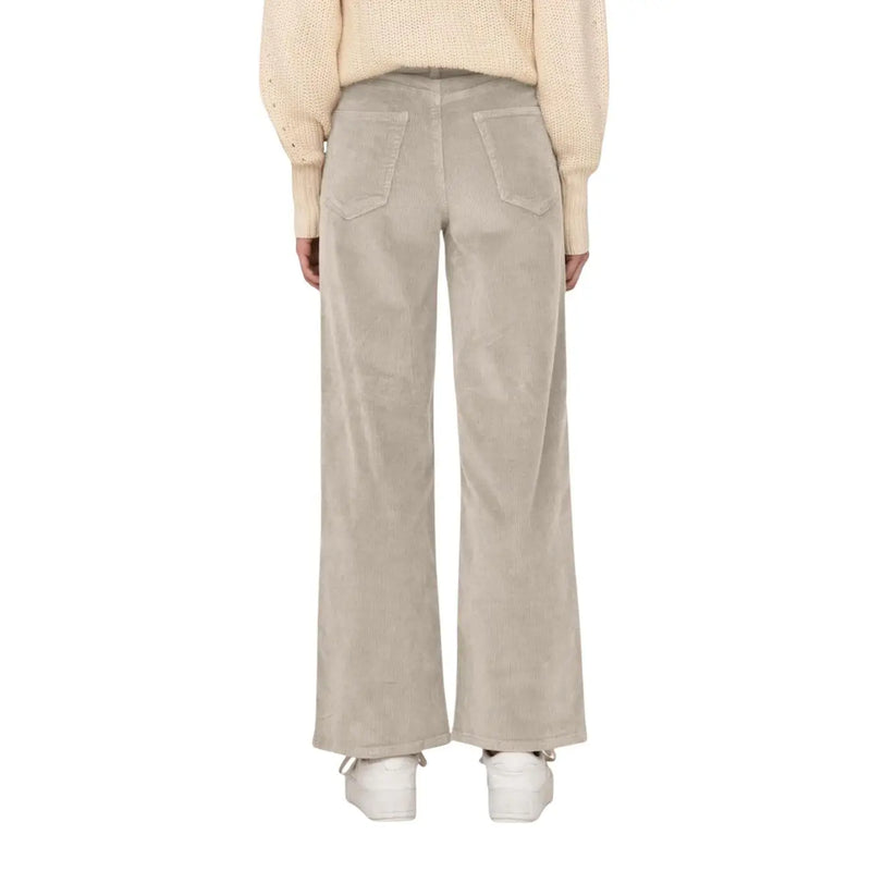 Only Pantalon large en velours côtelé beige pour femme, coupe décontractée et poches arrière classiques, vu de dos