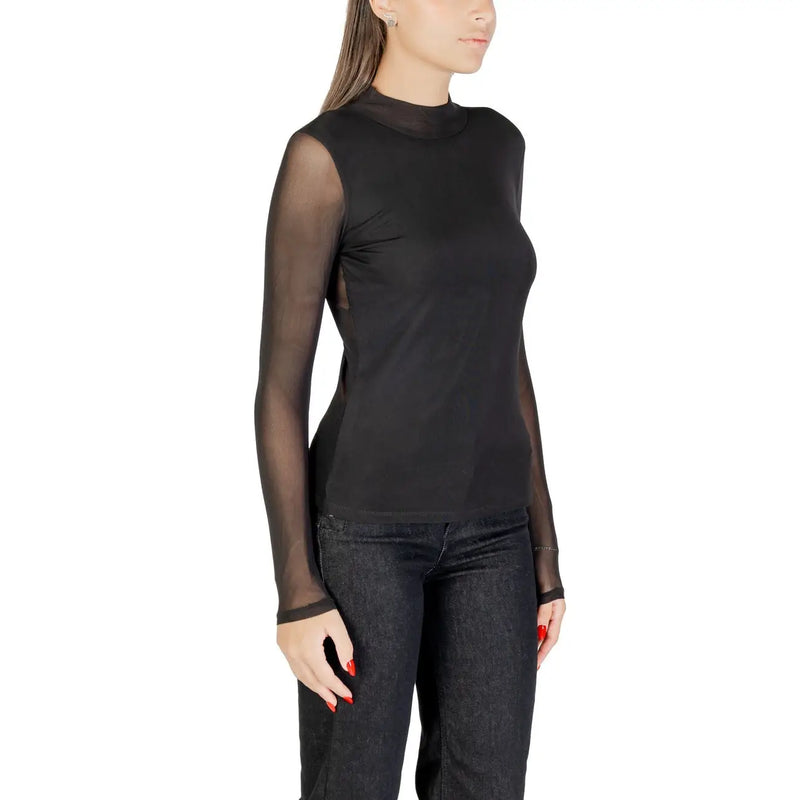 Only pull long noir en maille polyester élasthanne à manches longues et transparentes. top avec un col montant et un torse ferme