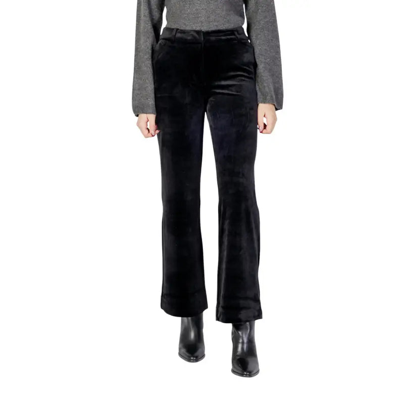 Black velvet high-waist straight-leg flare pants by Only Women