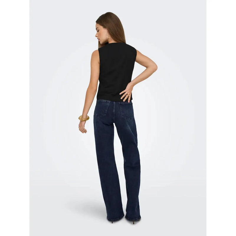 Jean en denim bleu foncé à jambes larges, coupe droite et poches arrière classiques, confectionné en coton biologique par Only Femmes