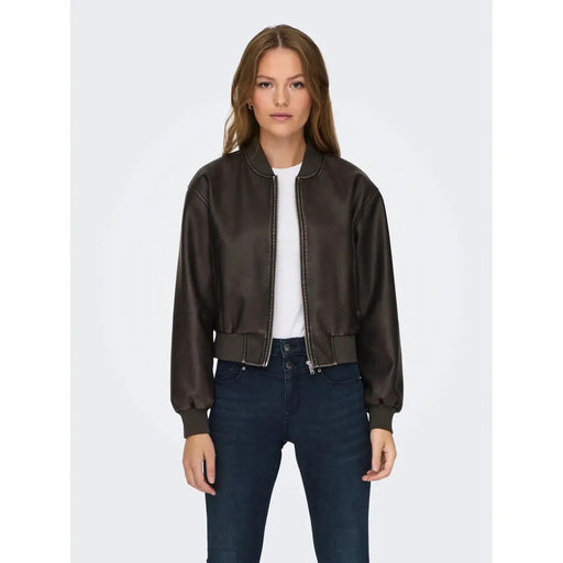 Blouson aviateur en similicuir marron foncé avec poignets et taille côtelés de Only Collection de blazers en polyester pour femmes