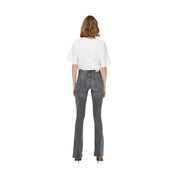 Only Jean gris en coton stretch pour femme, taille haute, coupe évasée et subtils effets délavés gris foncé.