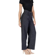 Pantalon large en laine mélangée gris foncé avec un motif texturé subtil de Only collection automne-hiver pour femmes