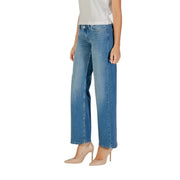 Only Women light blue distressed denim jeans with a straight-leg cut and classic stitching