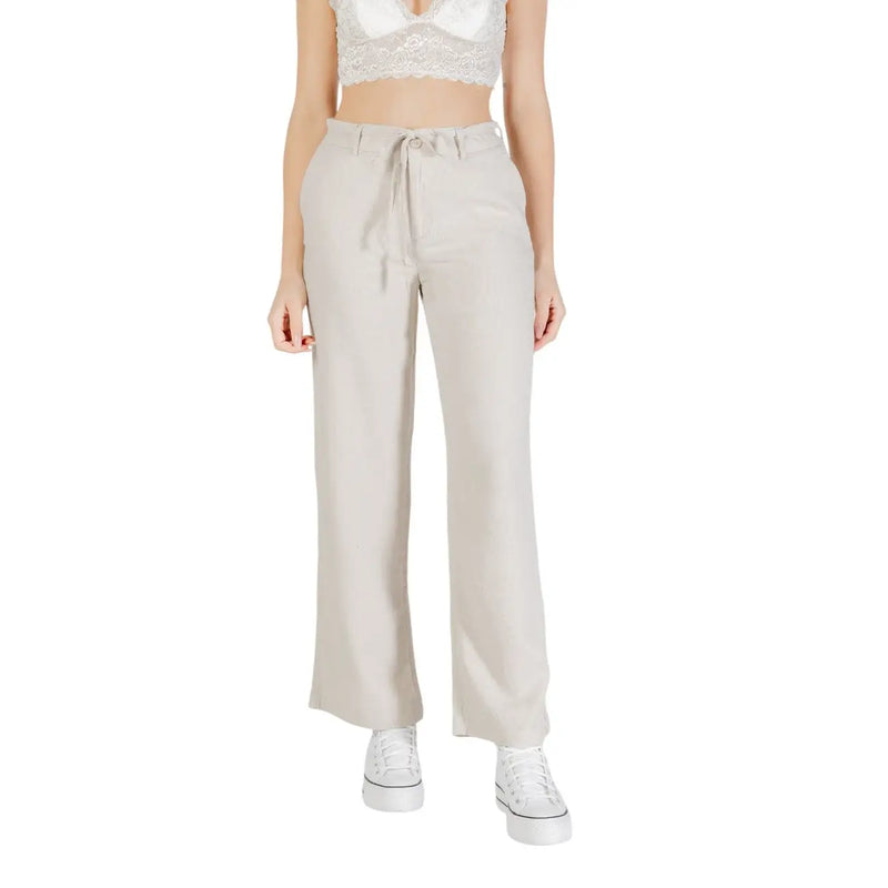 Pantalon beige à jambes larges en lin et viscose, taille élastiquée avec cordon de serrage et tissu fluide et doux, idéal pour le printemps et l'été.