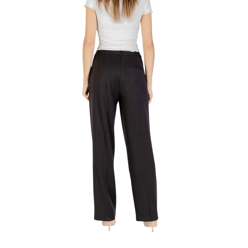 pantalon noir à jambes larges only Femme, coupe ajustée élégante, plis subtils, fermeture éclair, bouton, coupe classique, matière