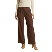 Only Pantalon slim pour femme en polyester et élasthanne marron, coupe ample et élégante, avec de subtils plis à la taille.