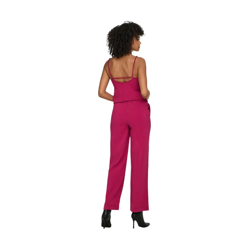 Combinaison sans manches en viscose fuchsia à fines bretelles et dos nu. only Pantalons longs pour femmes Madeli Oaklyn Collection
