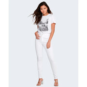 Jean skinny blanc taille haute en coton stretch, coupe slim et détails de coutures discrets. only pantalons pour femmes