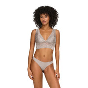 Soutien-gorge en dentelle grise à délicats motifs floraux et string gris assorti à bretelles en polyester par Only Sous-vêtements féminins