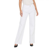 Only Jean blanc à jambes larges pour femme, en denim de coton stretch, taille haute (vue de face)
