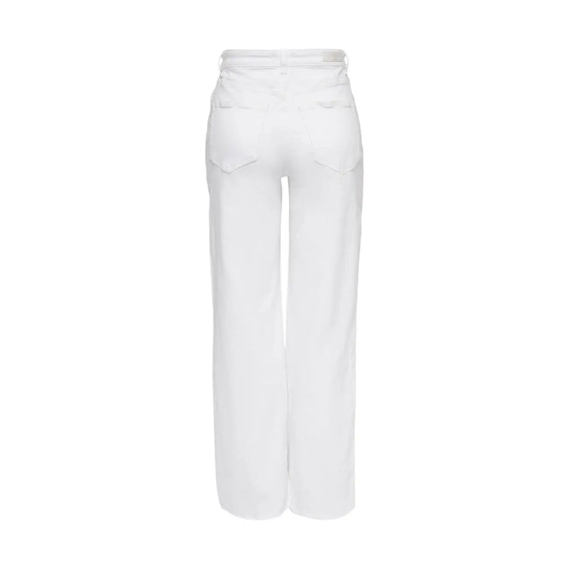 Only Jean blanc en coton stretch pour femme, coupe ample, design minimaliste et détails de coutures discrets.
