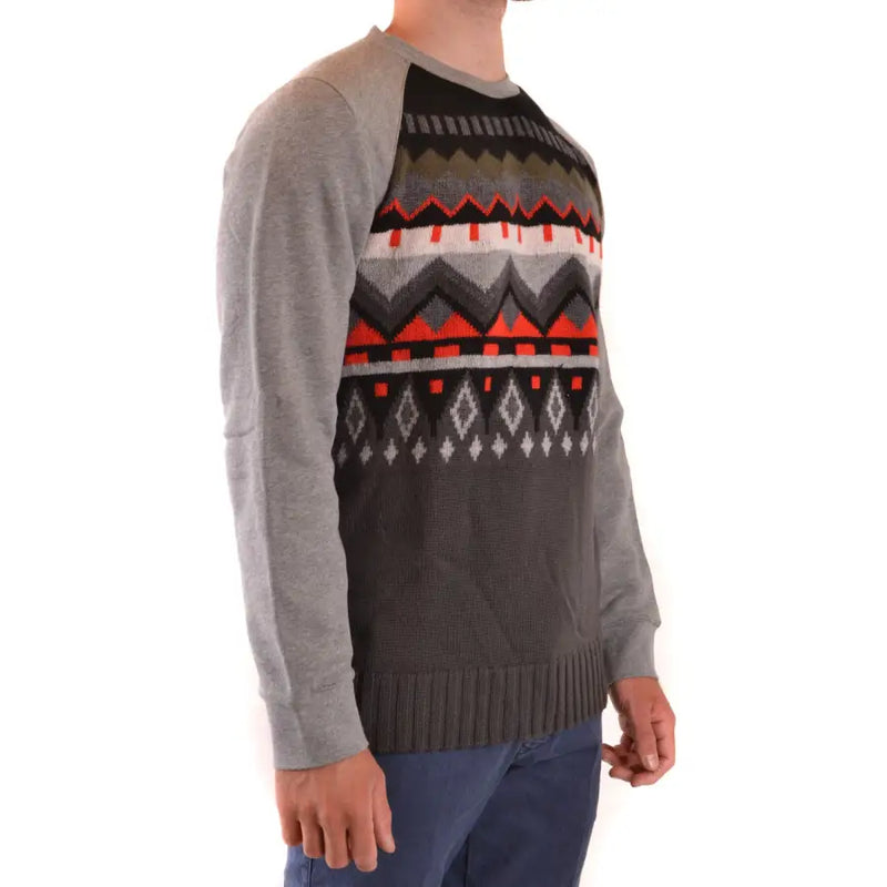Pull en maille grise pour homme Paolo Pecora, col rond, à motifs géométriques rouges, blancs et vert olive