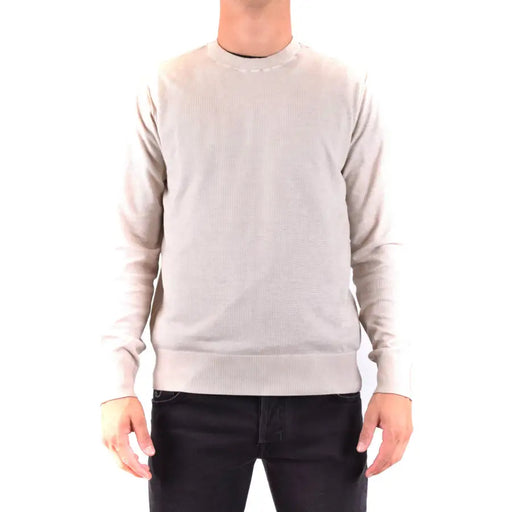 Pull Paolo Pecora pour homme, en maille beige clair côtelée, manches longues et col rond.