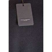 Vêtement à manches longues en maille de laine texturée noire, col rond et étiquette Paolo Pecora Milano noire mate.