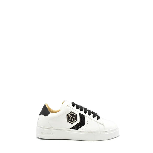 Baskets Philipp Plein pour femme, en cuir blanc à lacets noirs, languette au talon et logo hexagonal sur le côté.