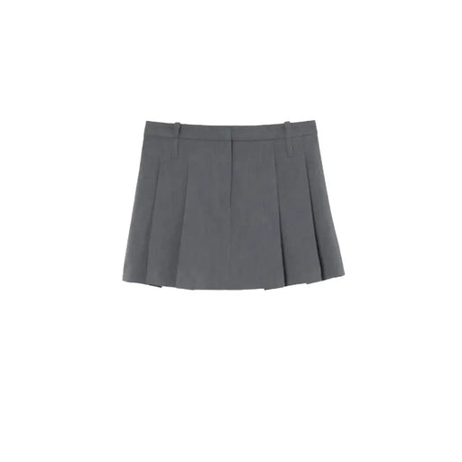 A sleek dark gray pleated mini skirt with tailored waistband from Pinko grey women’s spring summer collection