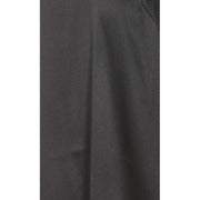 Pinko femmes tank top avec des bretelles en soie noire ornées d'un tissu texturé gris foncé et de subtiles coutures verticales.
