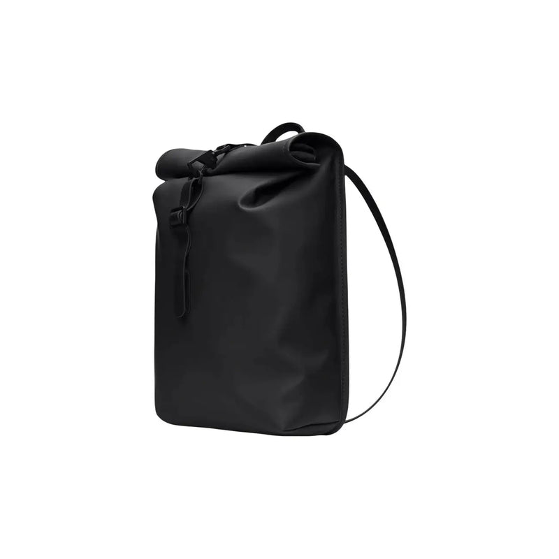 Sac à dos Rains pour homme, mini noir à enroulertop avec tissu mat, poches zippées et bandoulière réglable, vue de face