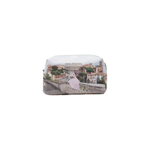 Rectangular cosmetic bag featuring a Rome cityscape print