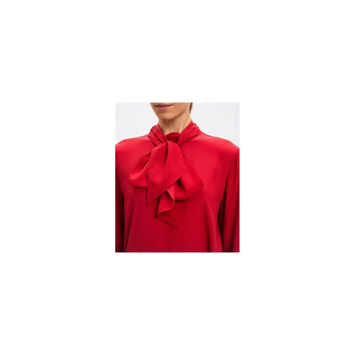 Red silk viscose twinset blouse with pussy-bow necktie and round neckline for women