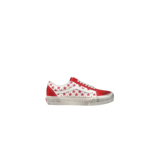 Red and white star-patterned Vans sneaker from the Women’s Fall Winter Collection