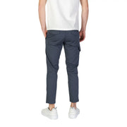 Pantalon cargo slim en coton gris foncé avec poches latérales pour homme de la marque refrigiwear, idéal pour l'automne et l'hiver.
