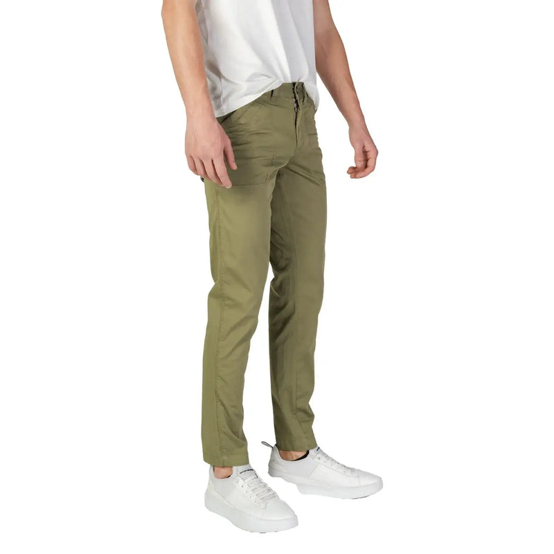 Pantalon chino slim vert olive en coton stretch de la marque Refrigiwear pour homme, vu de dos