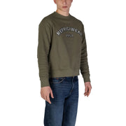 Sweat-shirt homme en coton vert olive à col rond, orné d'une broderie noire et blanche « Refrigerwear 1954 » sur la poitrine.