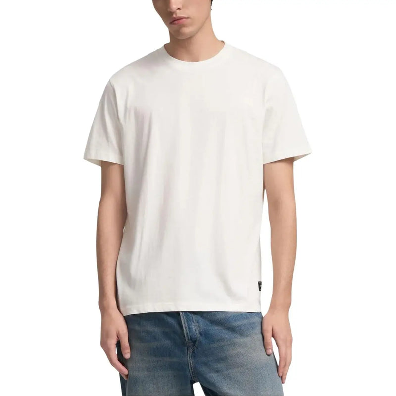 Replay men t-shirt off-white minimalist crewneck with subtle black brand tag at bottom hem in cotton fabric