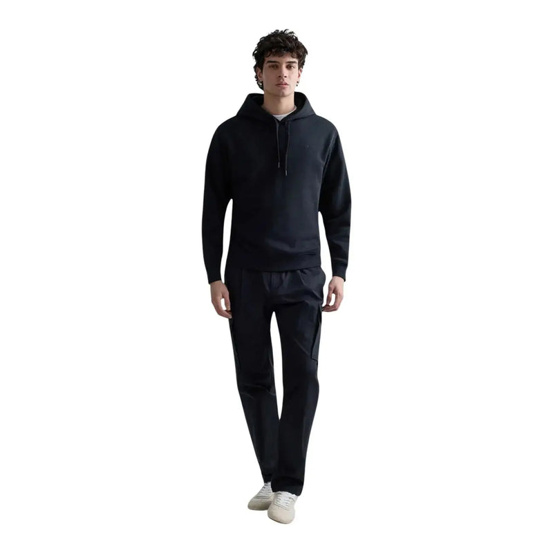 Sweat-shirt à capuche noir pour homme Replay en coton molletonné, avec un tissu légèrement texturé et des cordons de serrage assortis.