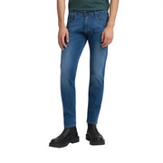 Jean Replay pour homme, coupe slim, en denim bleu délavé subtil, fermeture éclair et bouton, idéal pour le printemps et l'été.