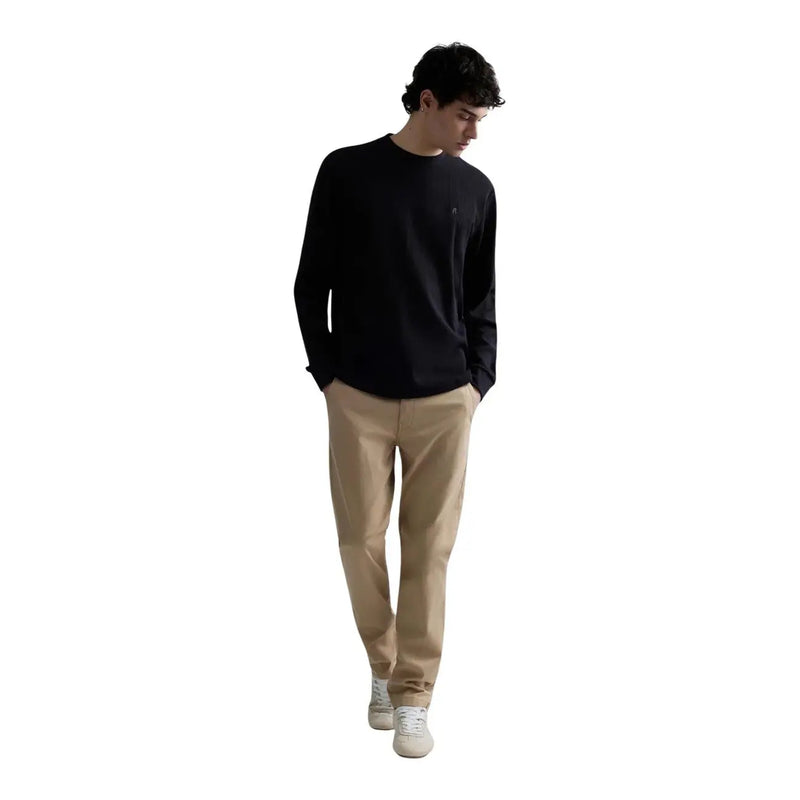 Pull Replay pour homme, en coton gaufré noir à manches longues et col rond, avec logo brodé discret sur la poitrine gauche.
