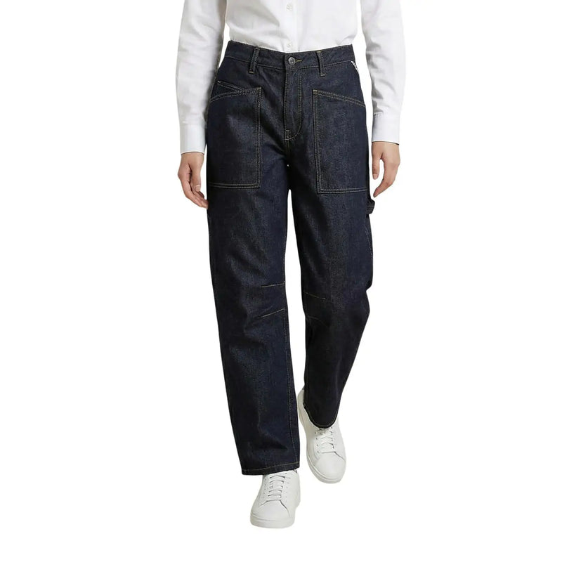 Jean Replay pour femme en denim bleu indigo foncé, coupe droite, coupe droite, grandes poches avant.