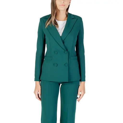 Elegant deep teal Rinascimento long blazer with lapels, buttons, and matching trousers