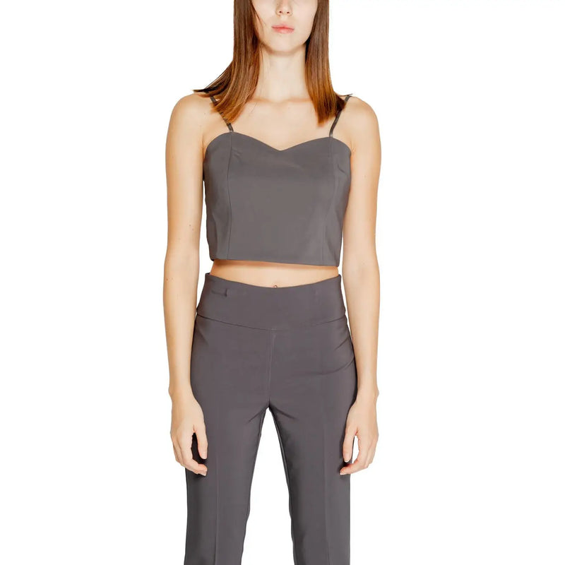 Rinascimento femmes tank top Débardeur court gris à fines bretelles et décolleté en cœur CFC0120019003