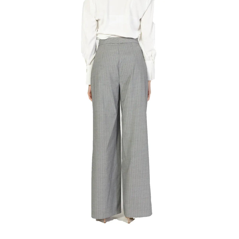 Rinascimento women’s pink pinstripe trousers with a tailored high waist and clean straight-cut wide-leg design