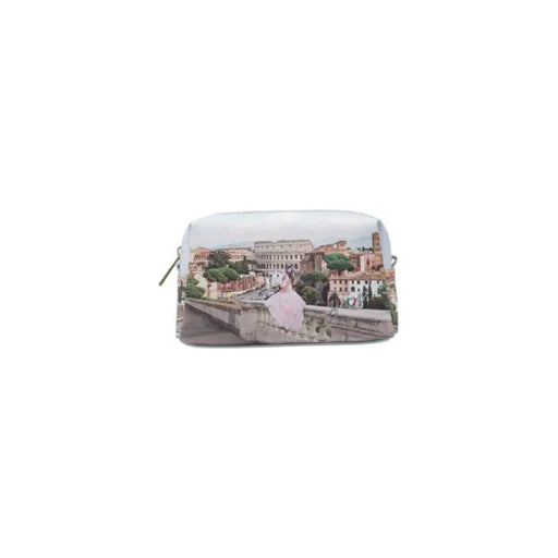 Rome-themed cosmetic bag featuring Colosseum print for stylish storage
