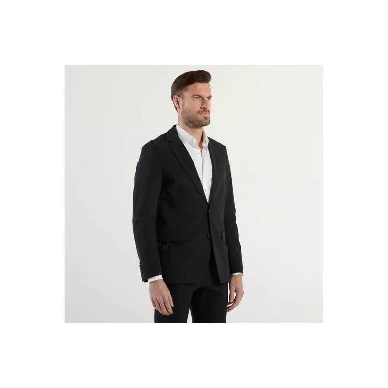Blazer noir cintré à revers crantés et fermeture à un bouton, en polyamide bleu, collection printemps-été RRD Homme.
